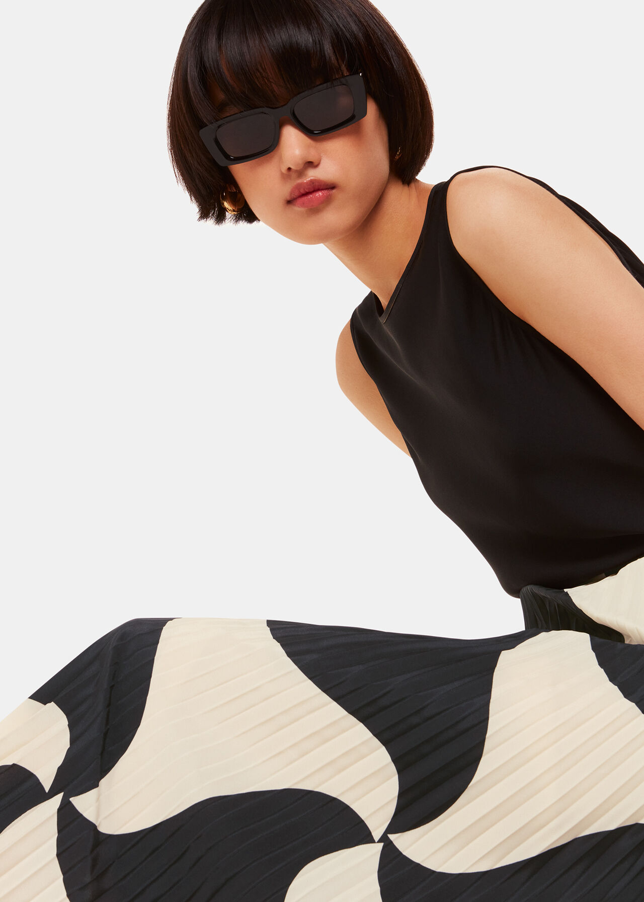 Triangle Swirl Pleated Skirt