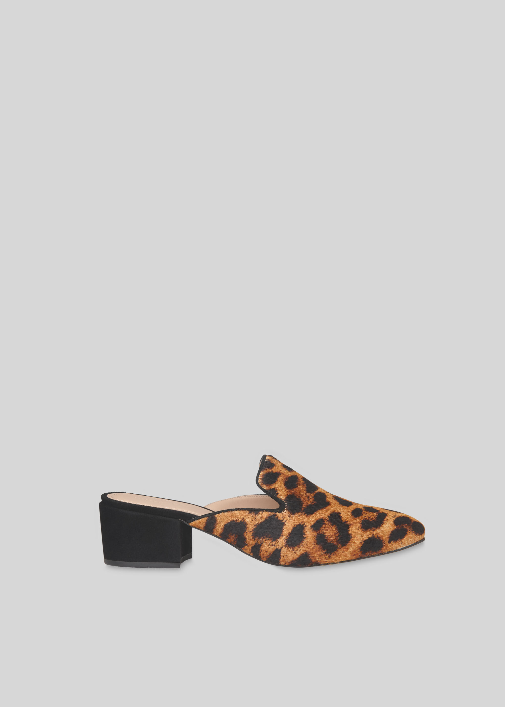 leopard low heel shoes