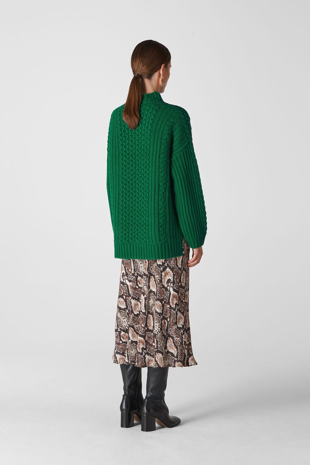 Oversized Chunky Cable Sweater Green
