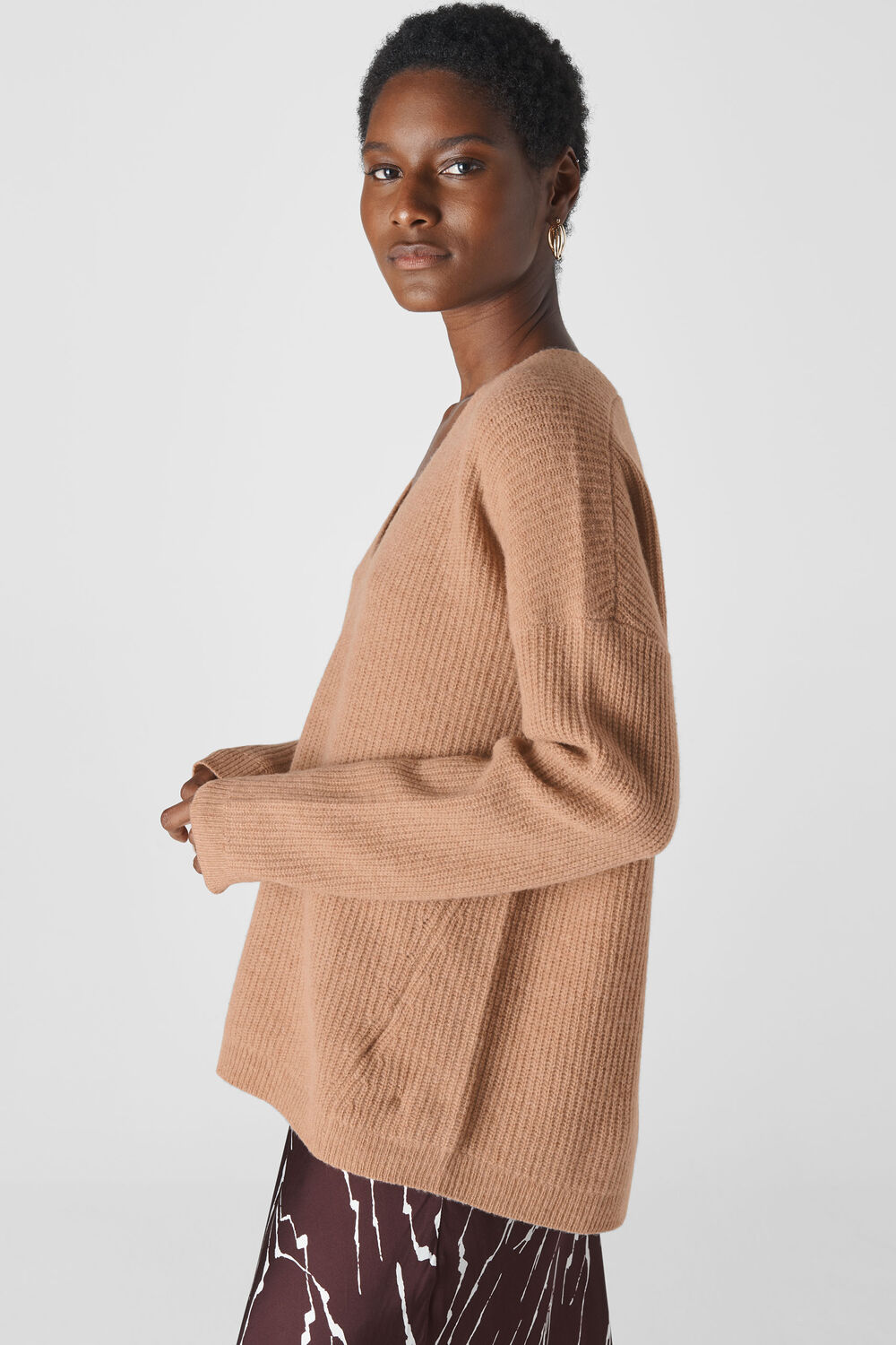 V Neck Rib Wool Sweater Camel