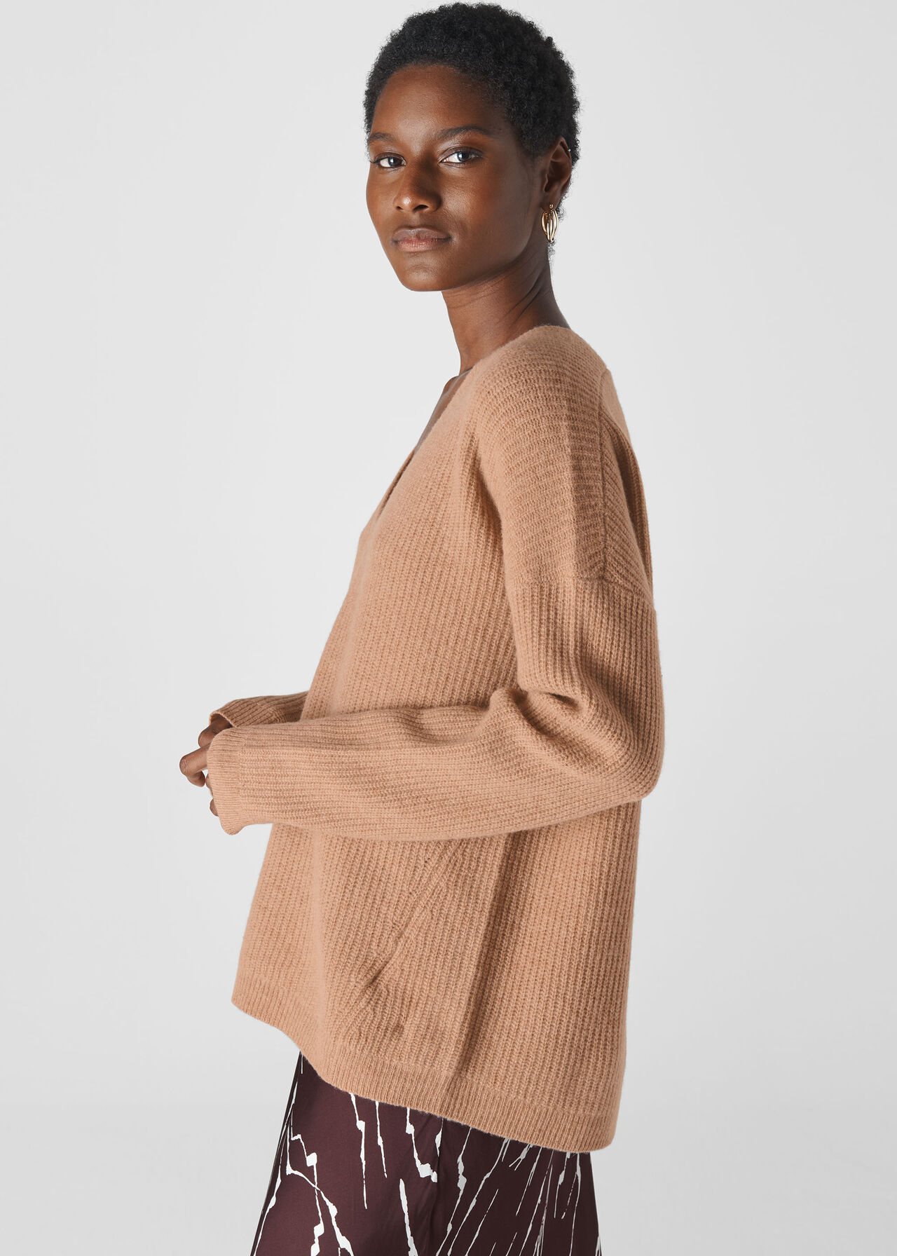 V Neck Rib Wool Sweater Camel