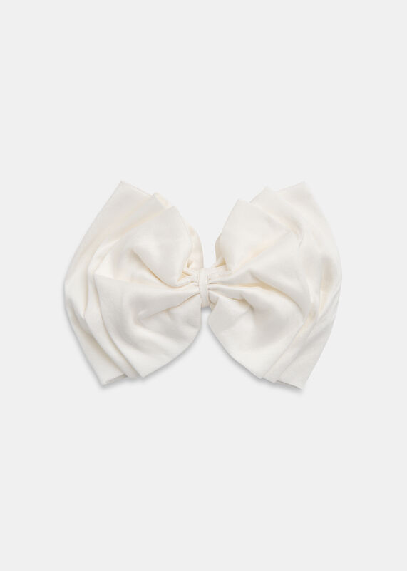 Ivory Hai Gwyneth Barrette