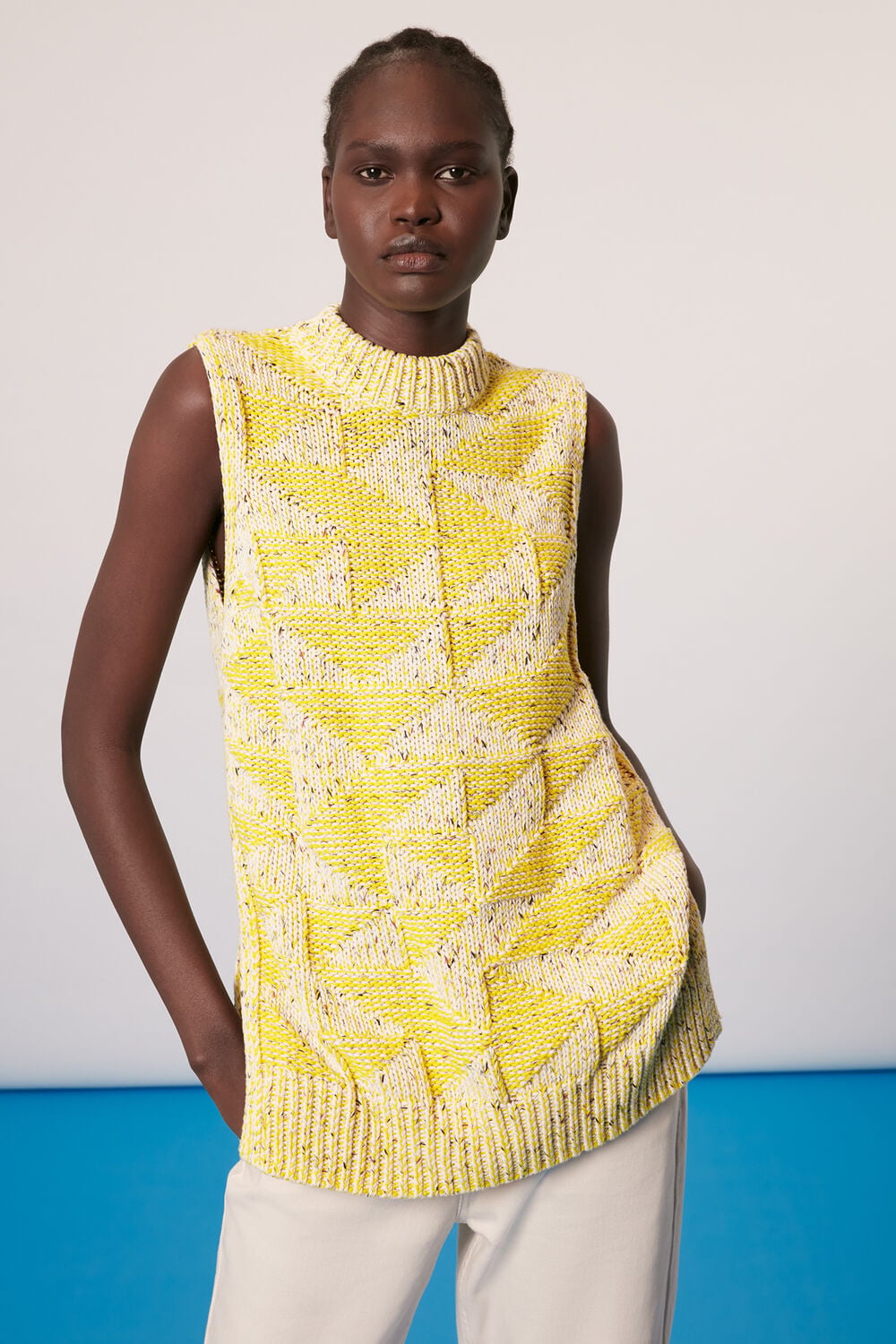 Sleeveless Intarsia Knit