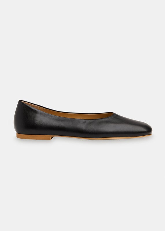 Black Clean Ballet Pump
