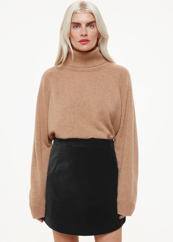 Black Petite Velvet Curved Hem Mini Skirt