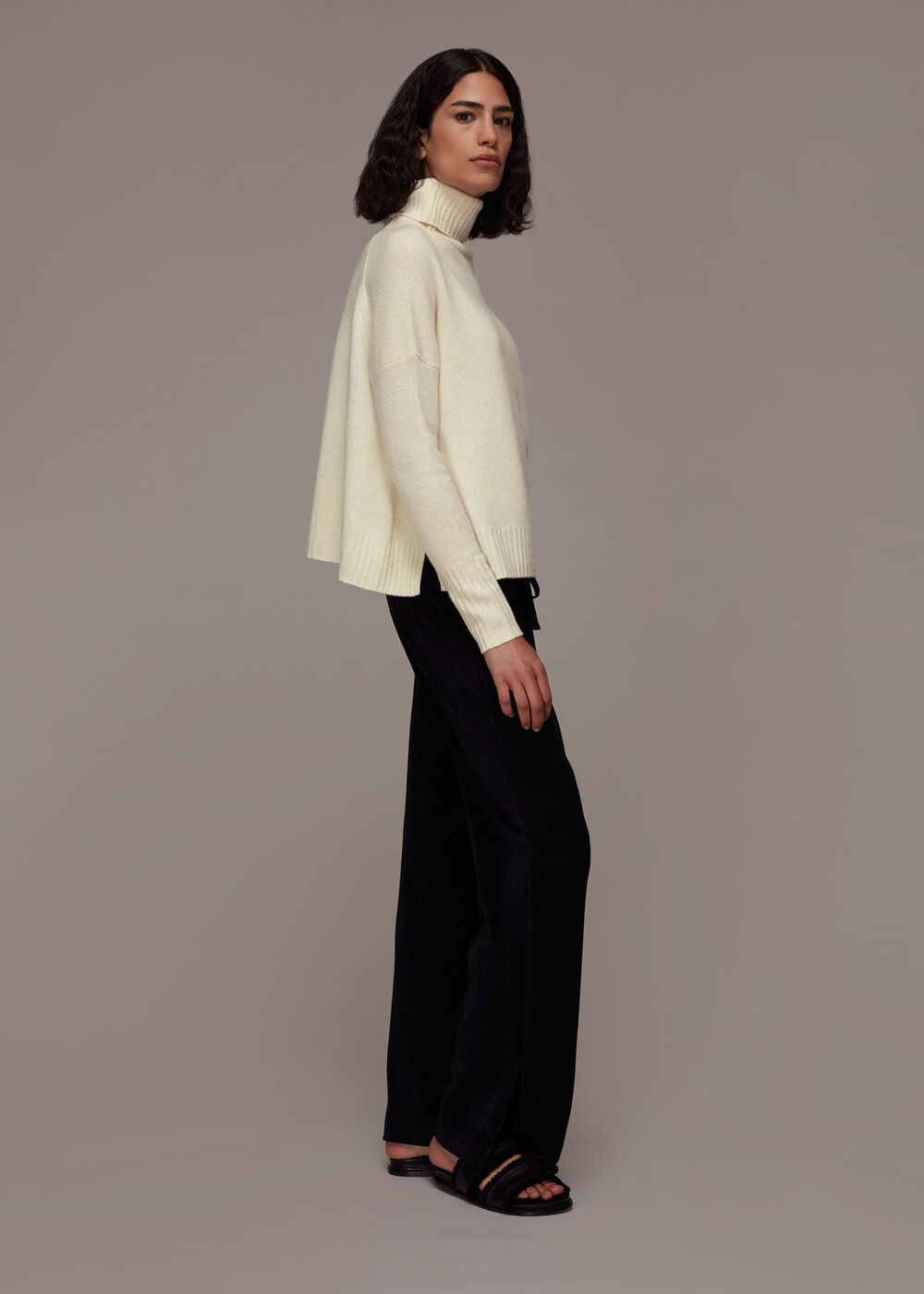 Roll Neck Wool Knit