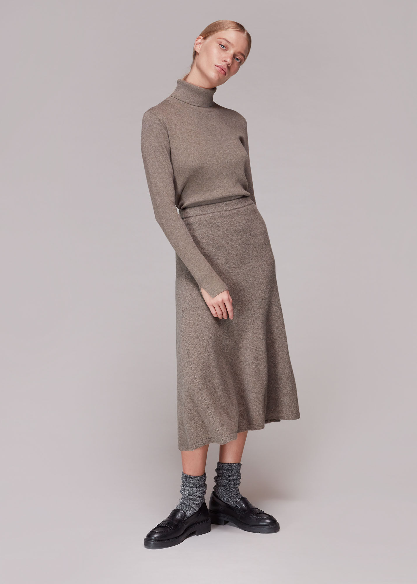 Flared knit skirt discount