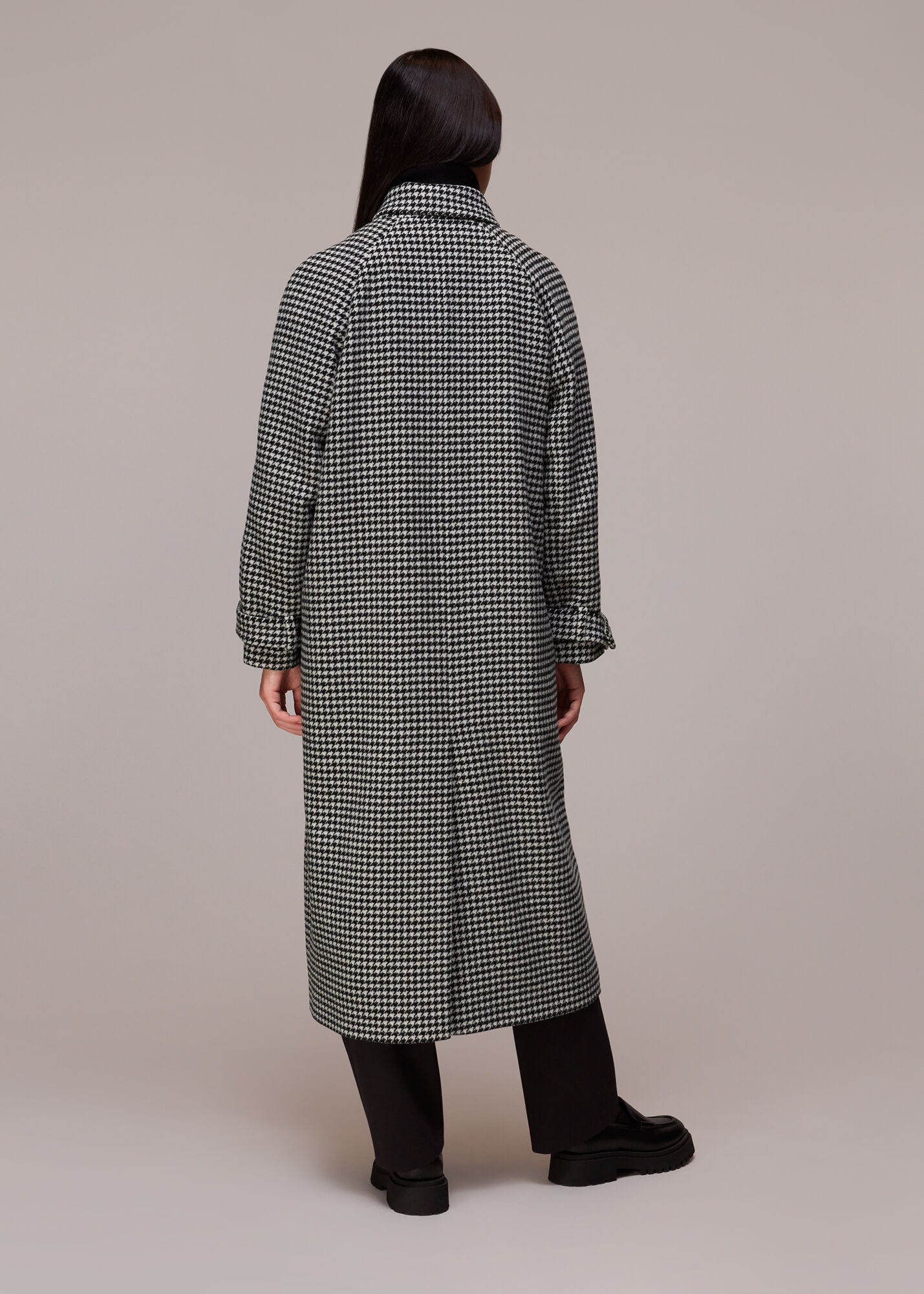 Black and white dogtooth coat top