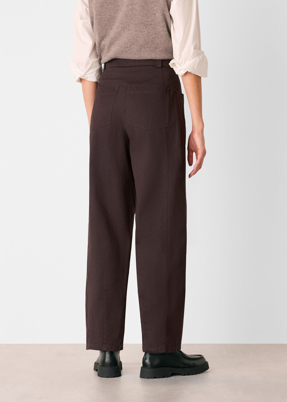 Belted Cotton Barrel Trouser