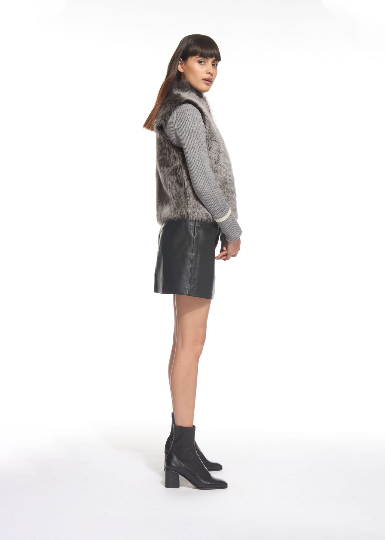 Short Sheepskin Gilet Grey