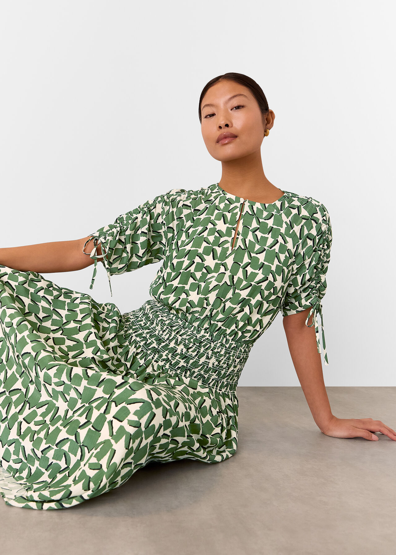 Petite Abstract Squares Midi Dress