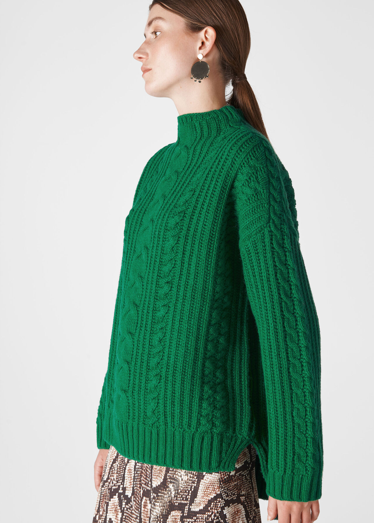 Oversized Chunky Cable Sweater Green