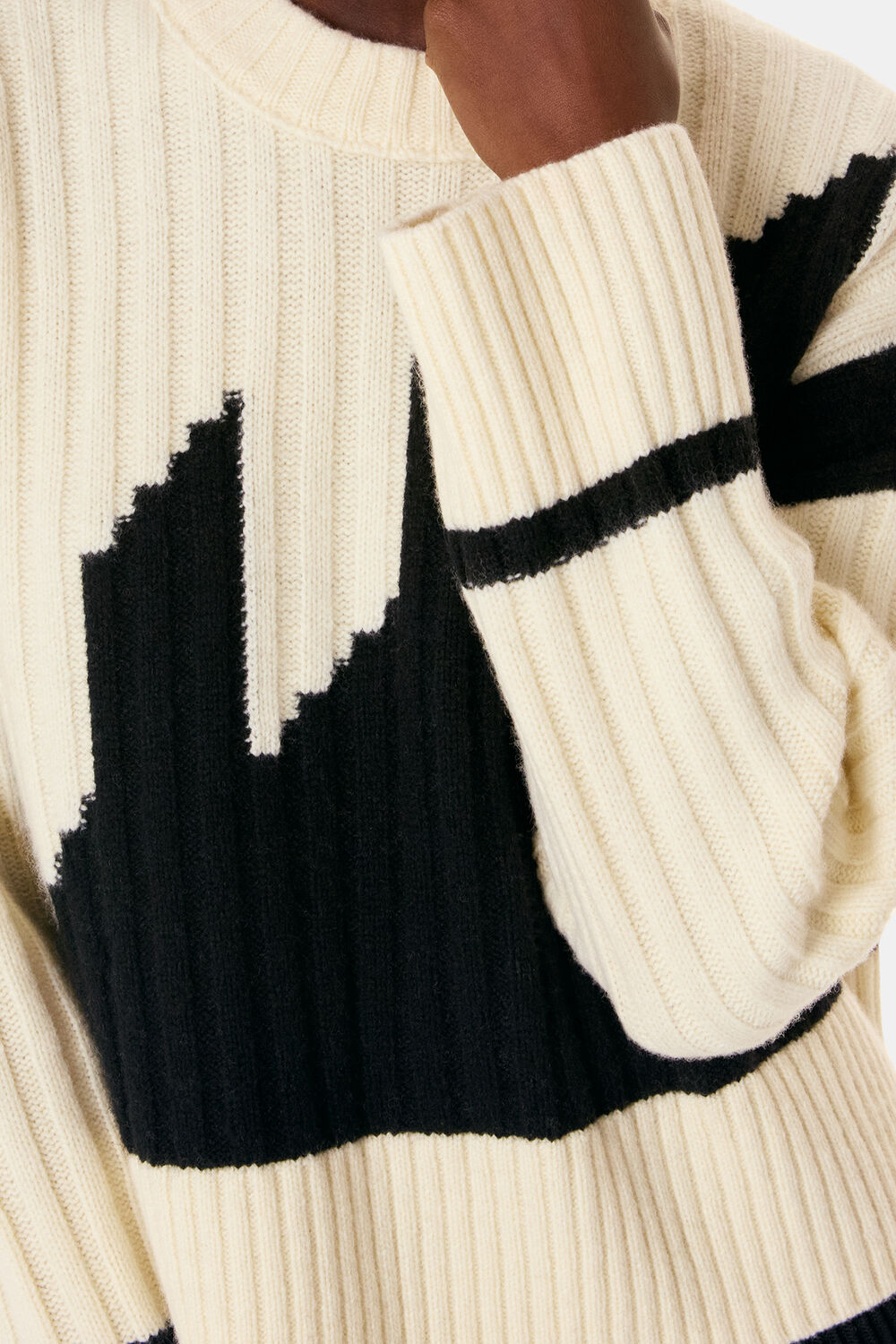 Graphic Intarsia Wool Knit