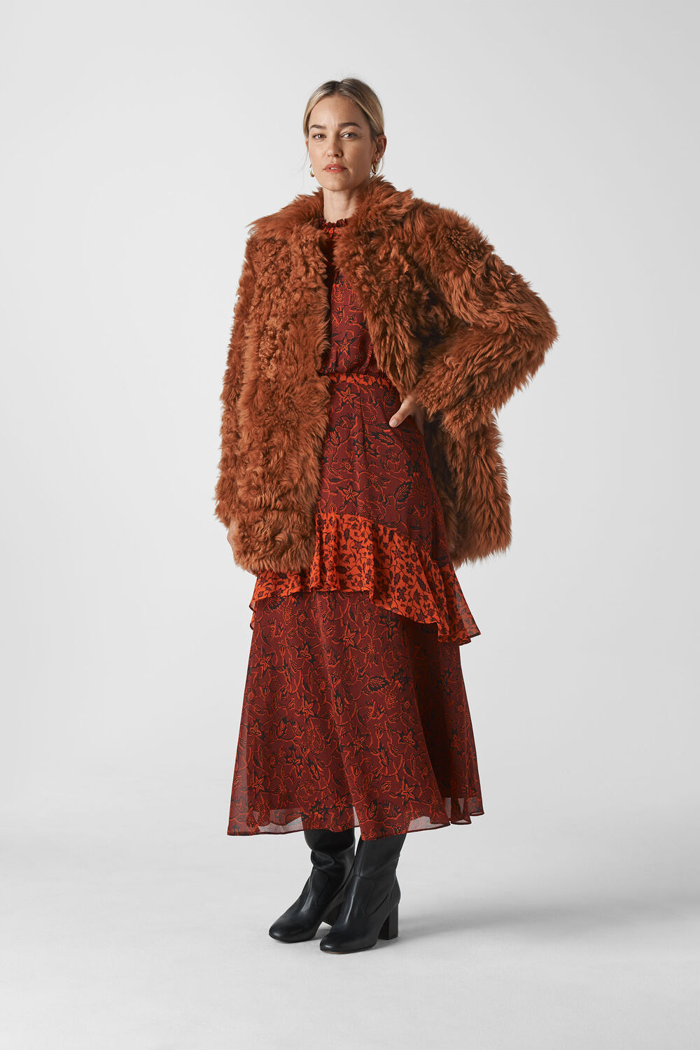 Eliza Short Sheepskin Coat Tan