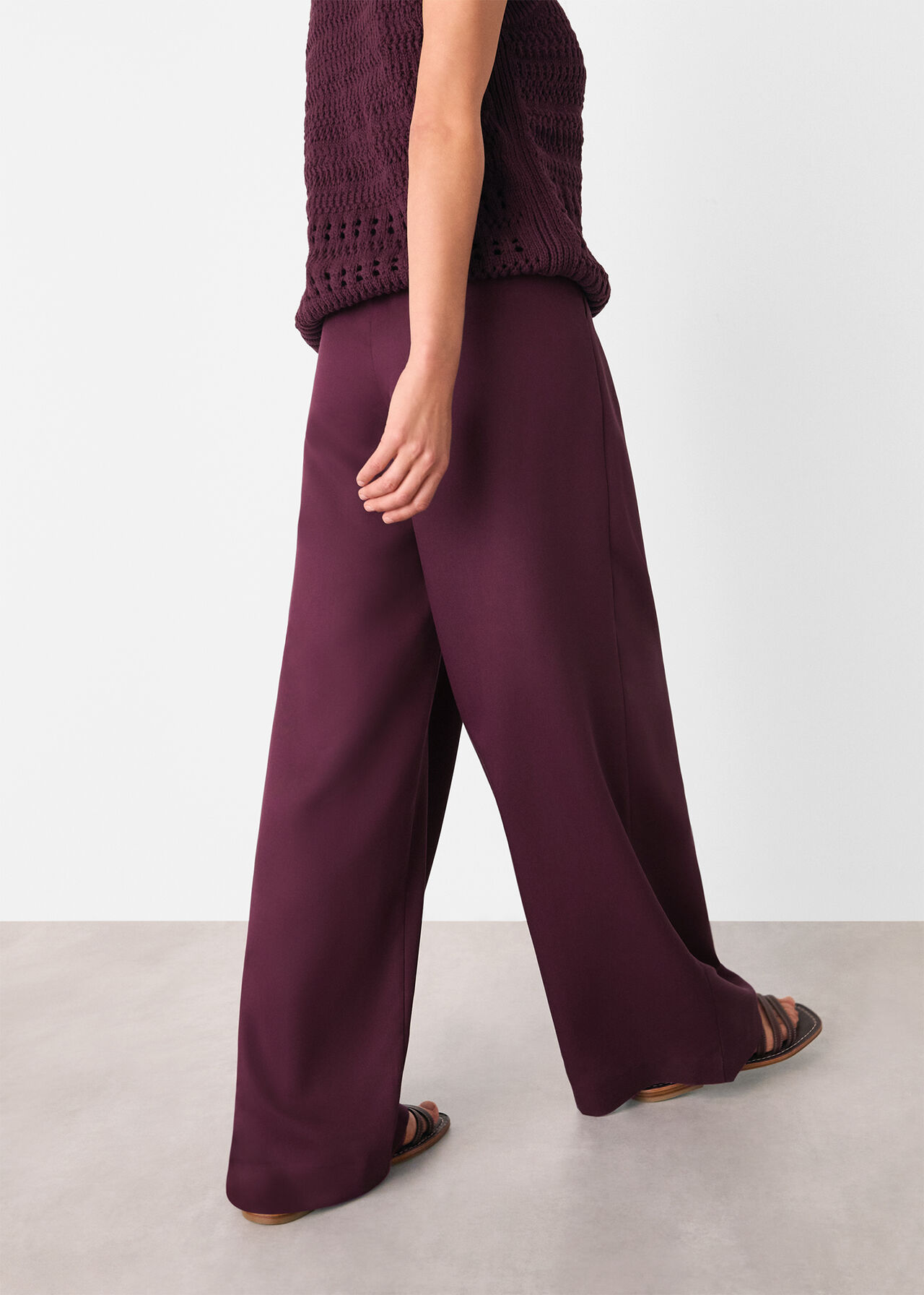 Pleat Front Relaxed Trouser