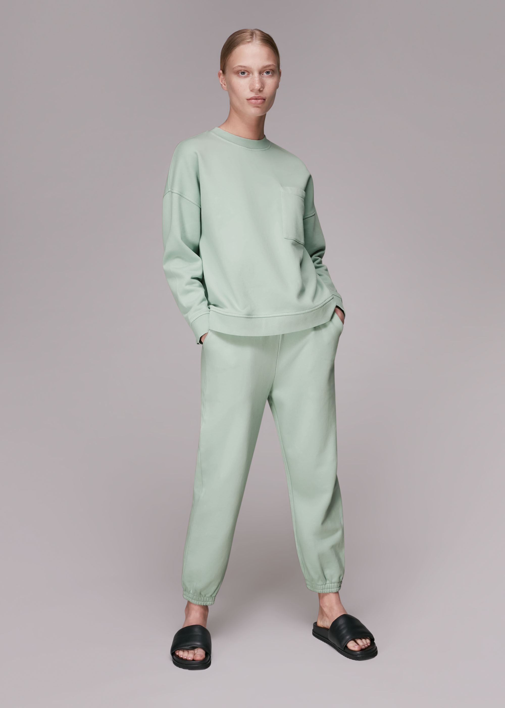 Grey best sale cropped joggers