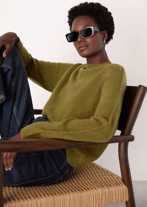 Olive Wool Curved Hem Knit