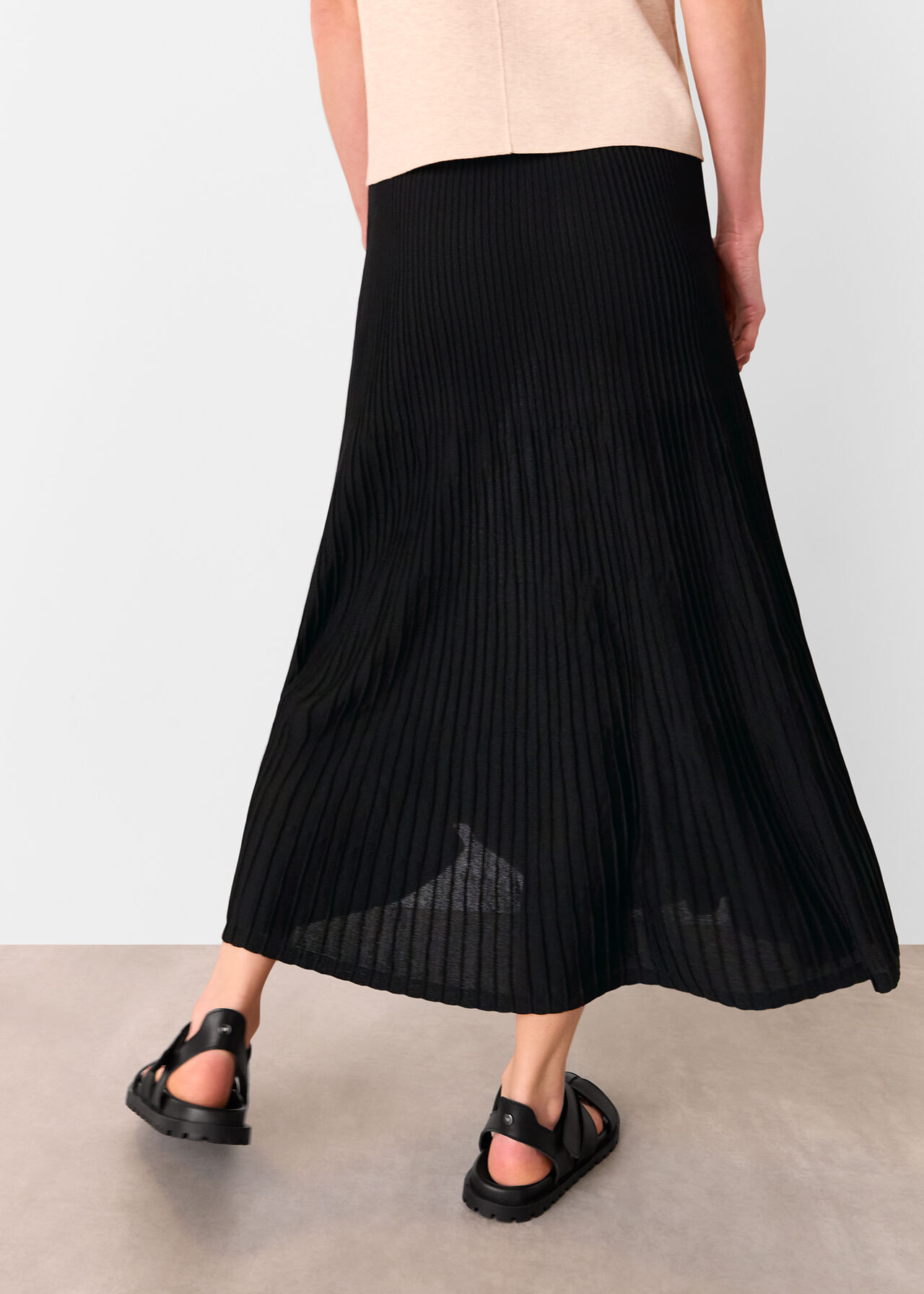 Knitted Pleated Skirt