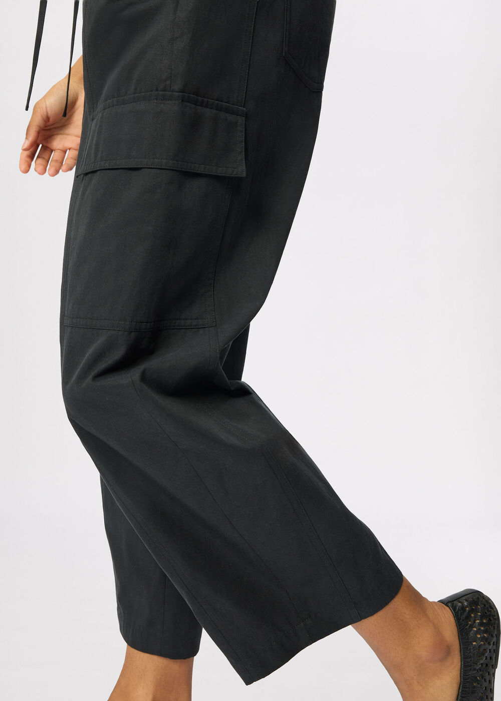 Utility Cotton Barrel Trouser