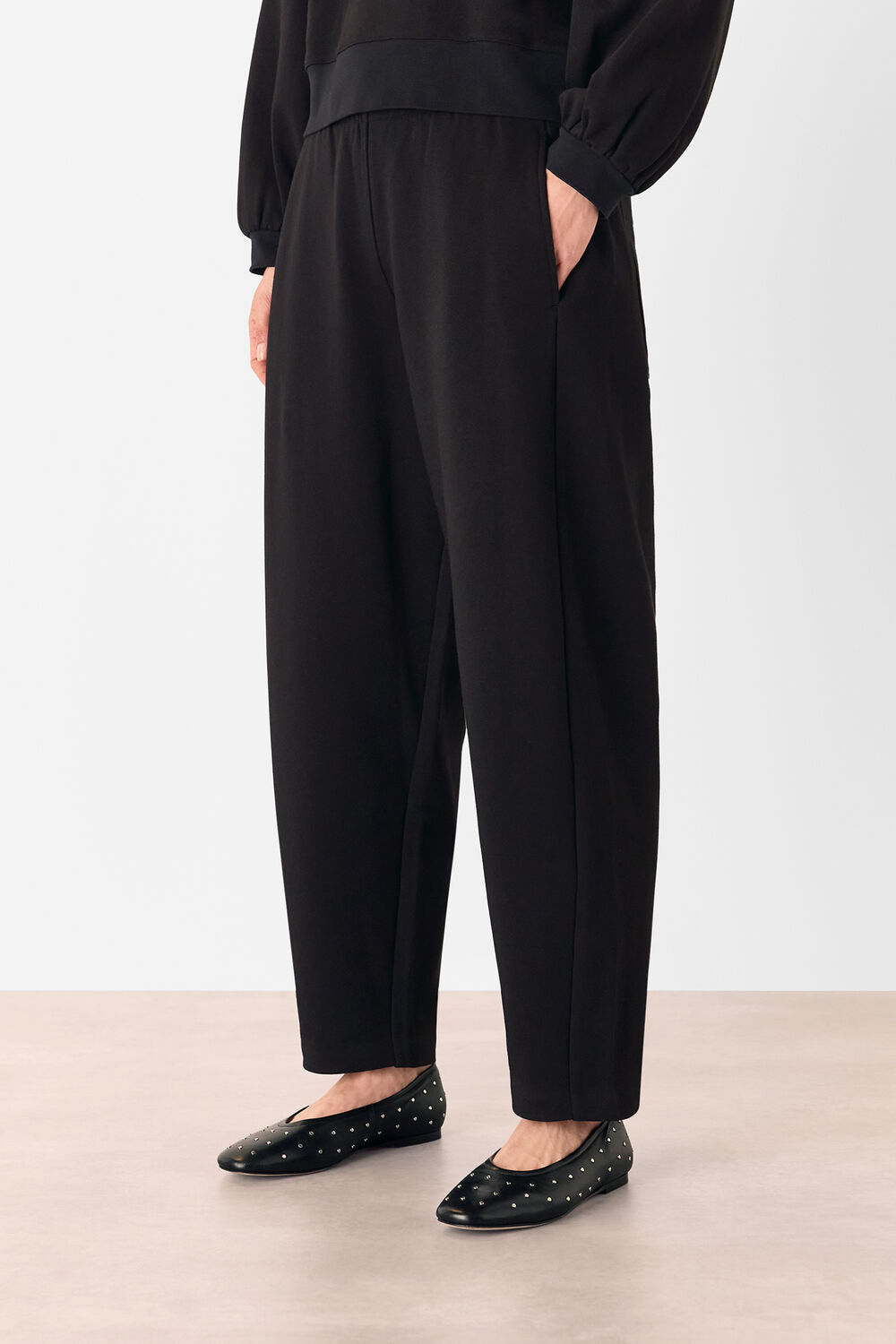 Barrel Leg Jersey Jogger