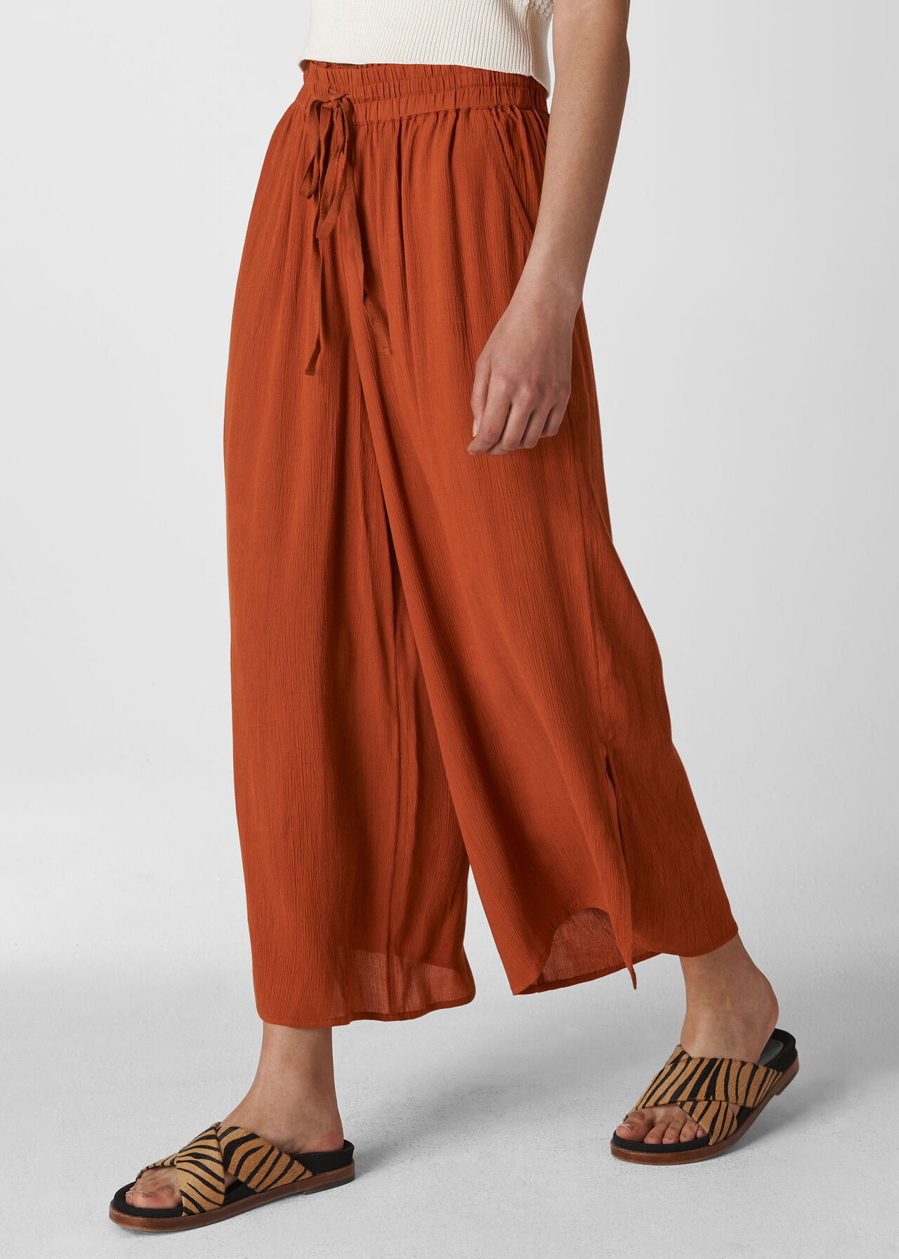 Fluid Crop Trouser Rust