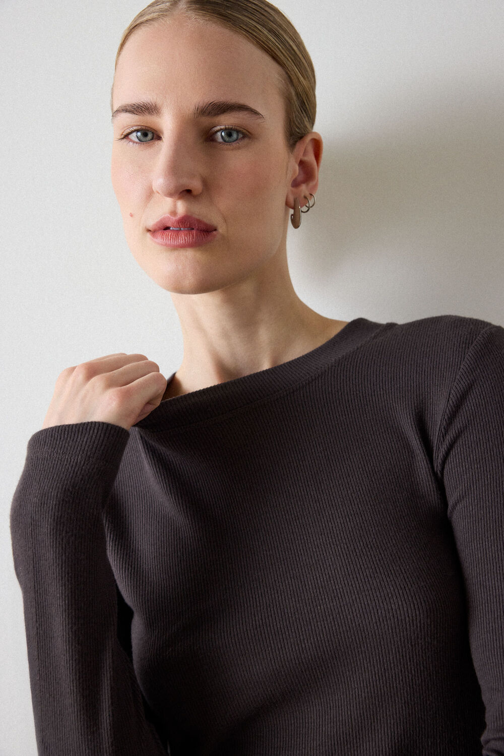 Brown Essential Ribbed Crew