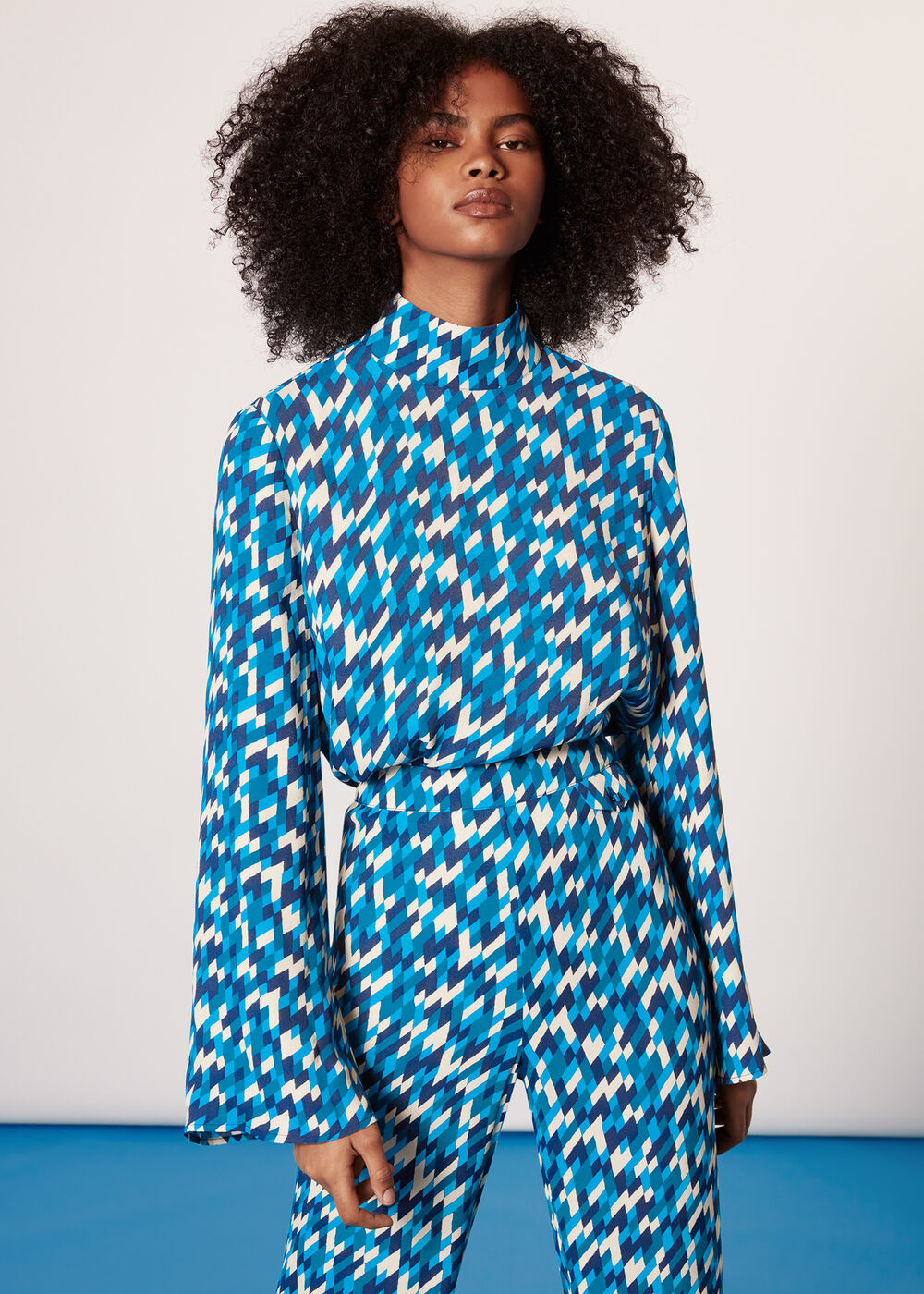 Diagonal Diamond Flare Trouser