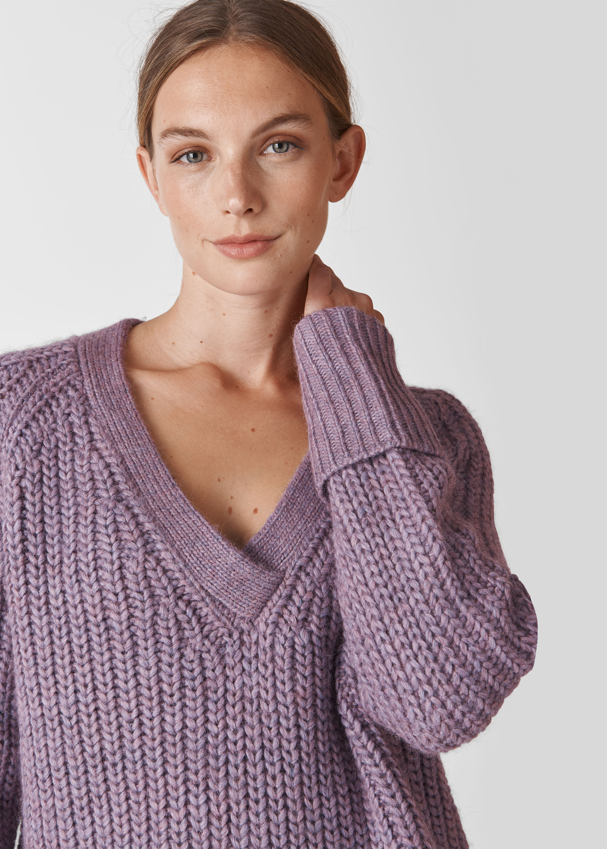 V Neck Rib Chunky Sweater