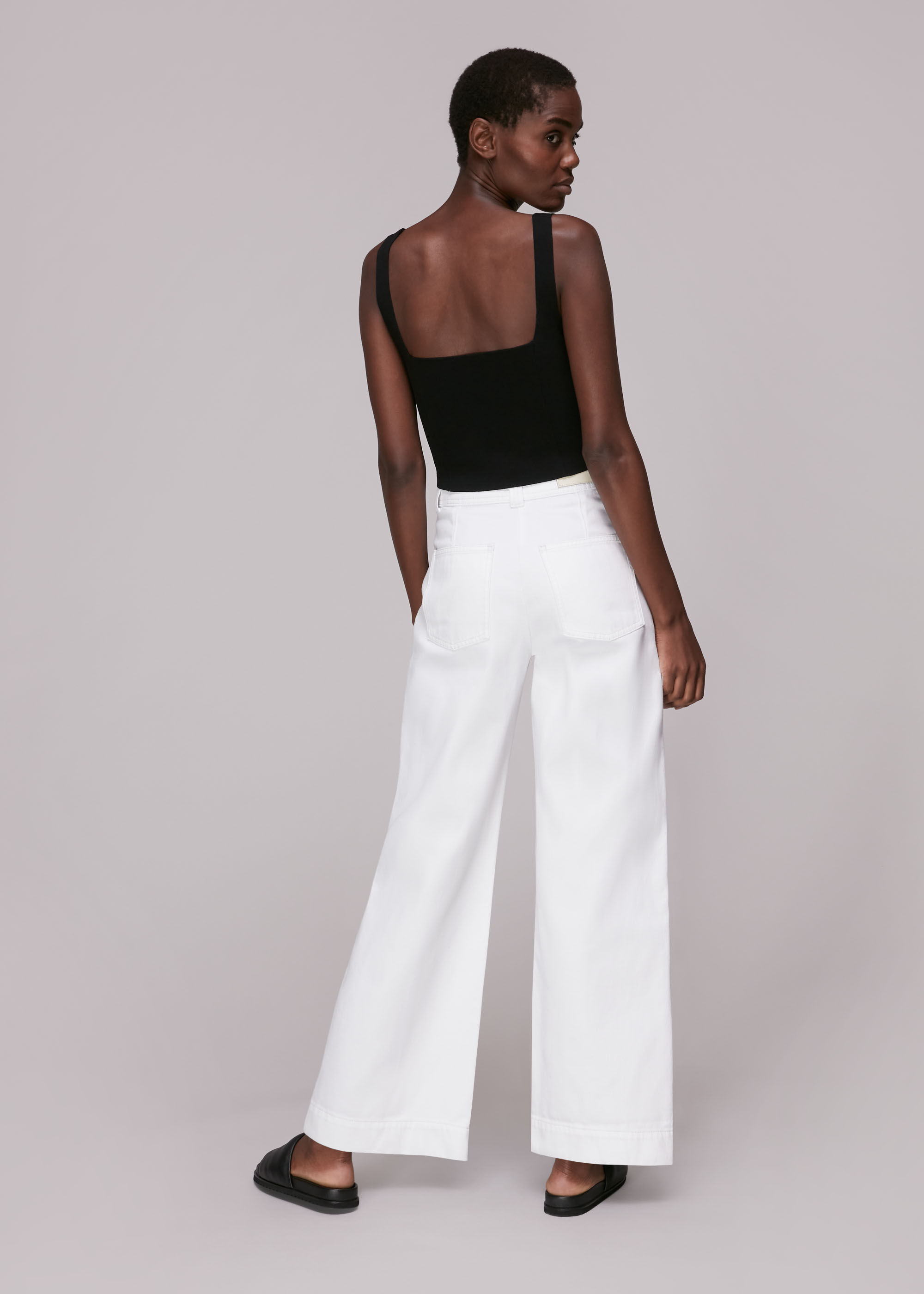 Flowy white trousers outlet