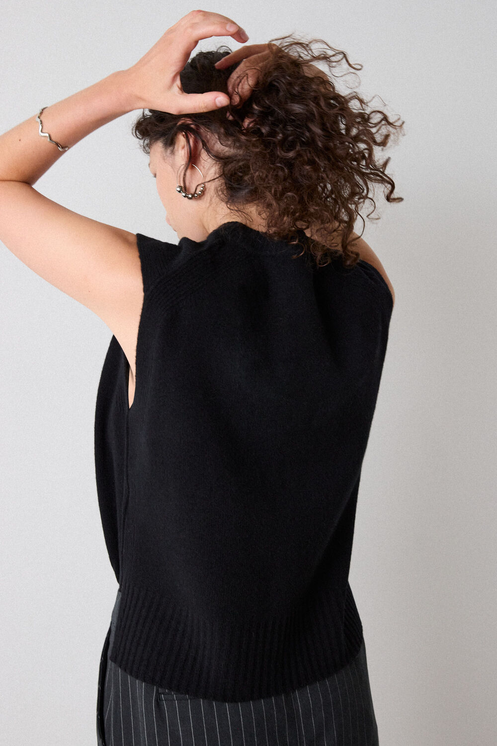 Black Wool Sleeveless Tank