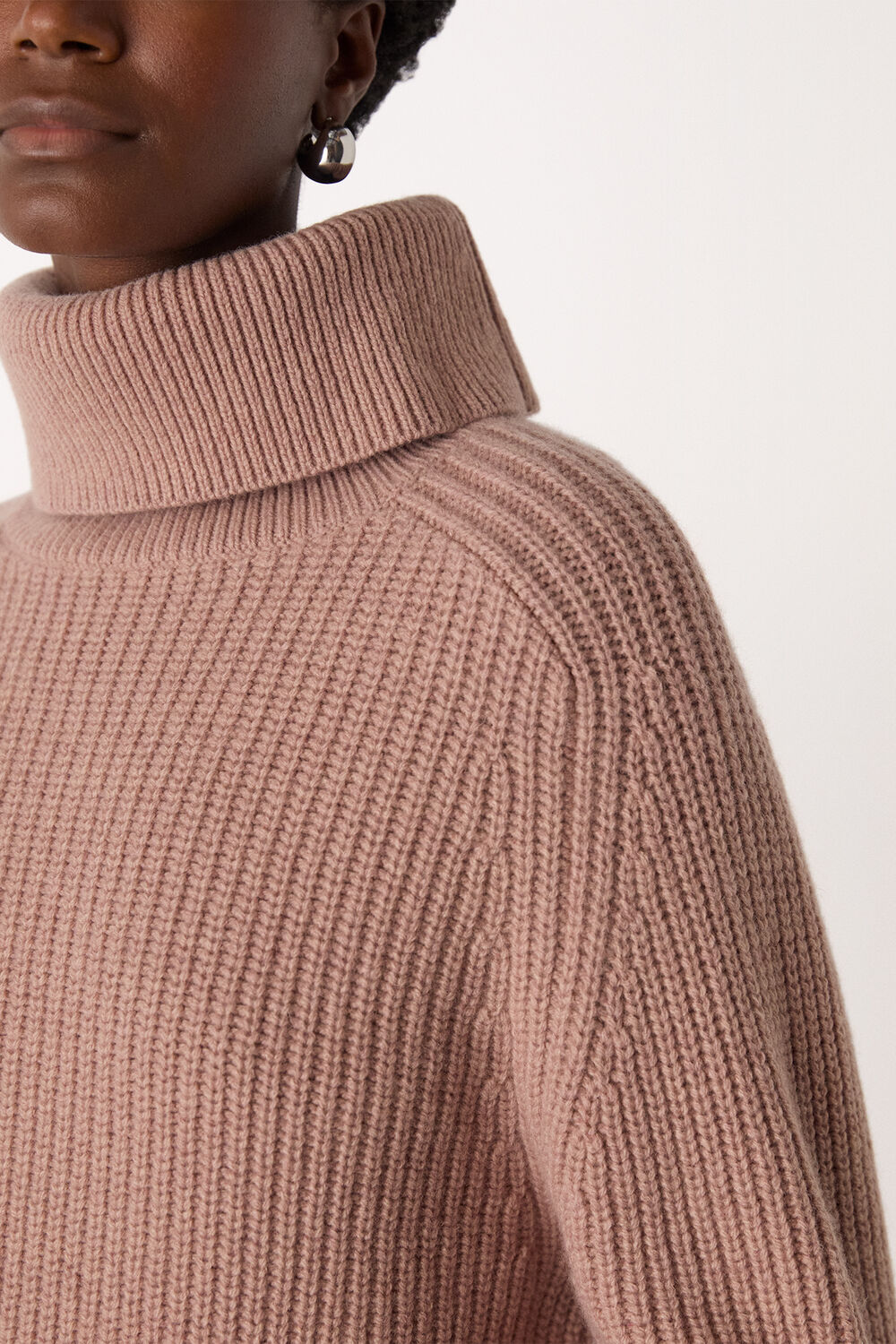 Heavy Gauge Roll Neck Knit