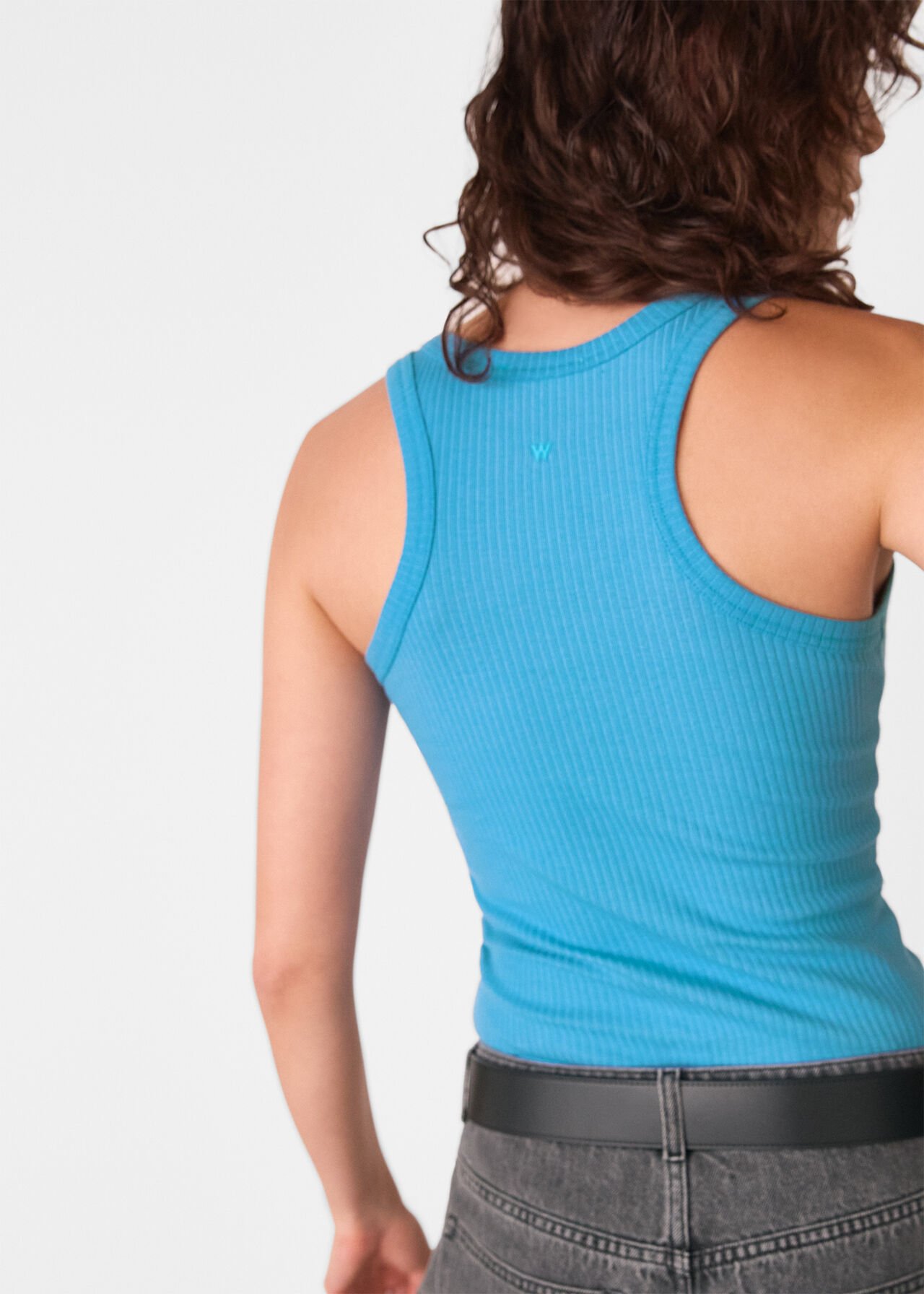 Ultimate Ribbed Scoop Vest