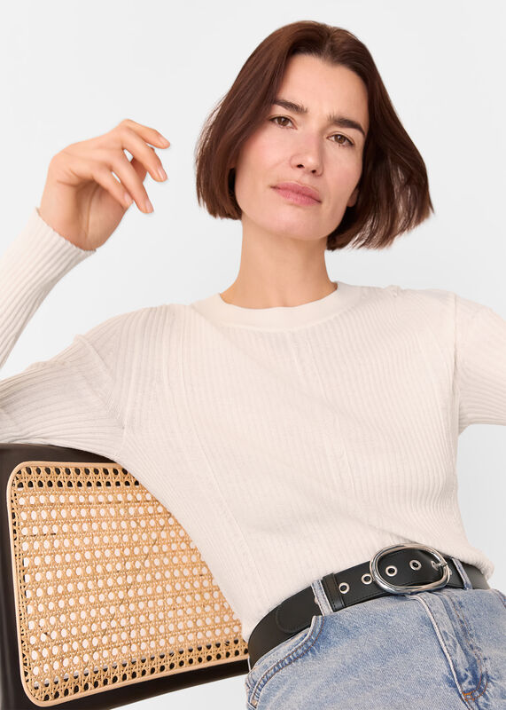 Black Eyelet Detail Belt