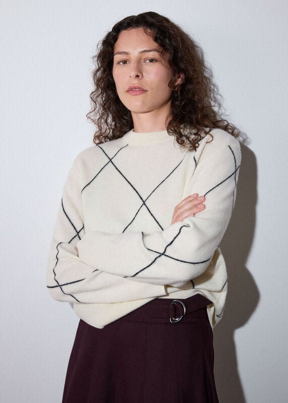 Ivory Wool Contrast Diamond Knit