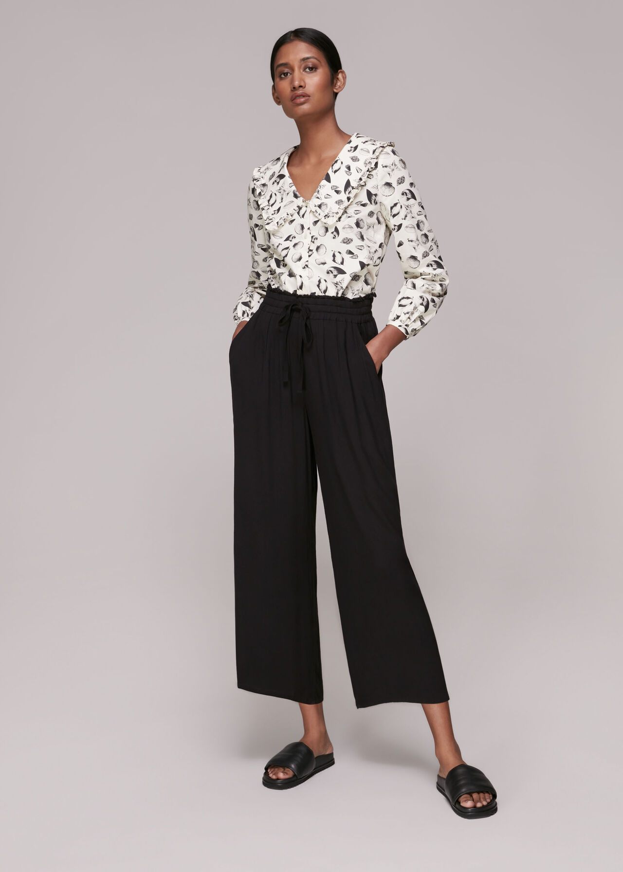 Textured Lightweight Trouser