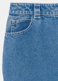 Relaxed Straight Leg Jean