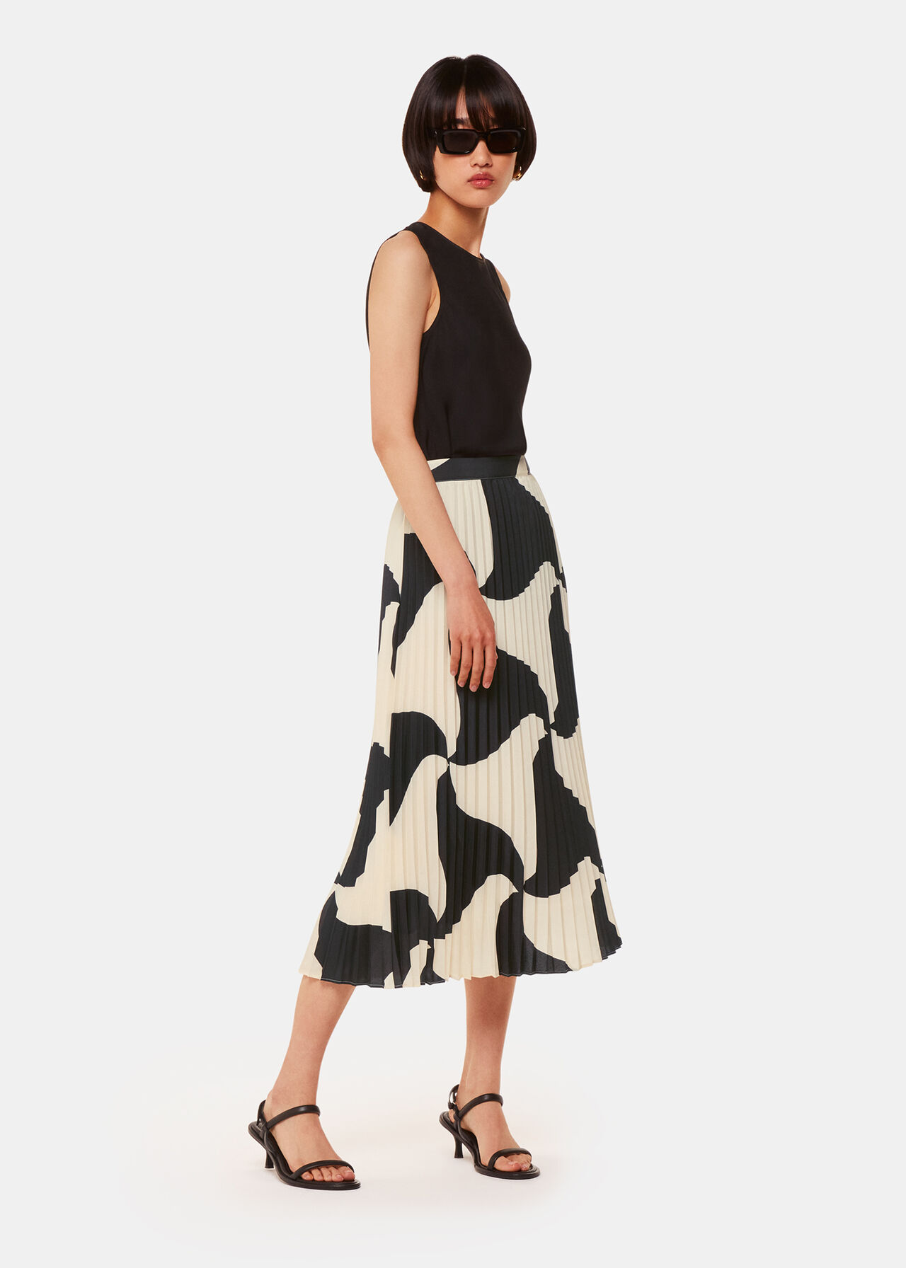 Triangle Swirl Pleated Skirt