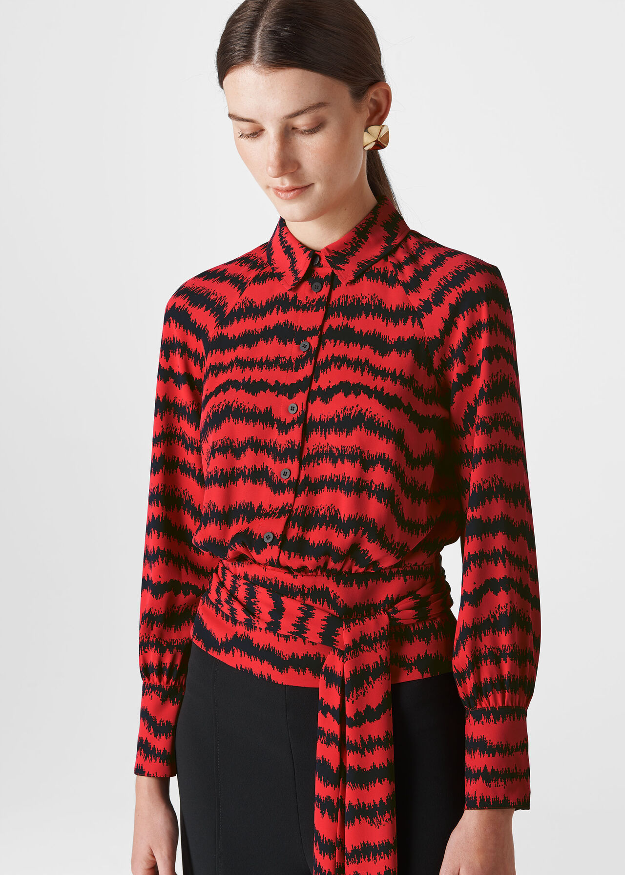 Milla Animal Wrap Back Shirt Red/Multi