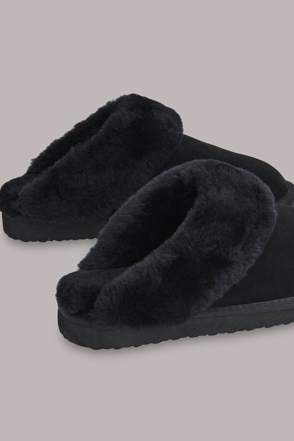 Black Emilia Cuff Slipper