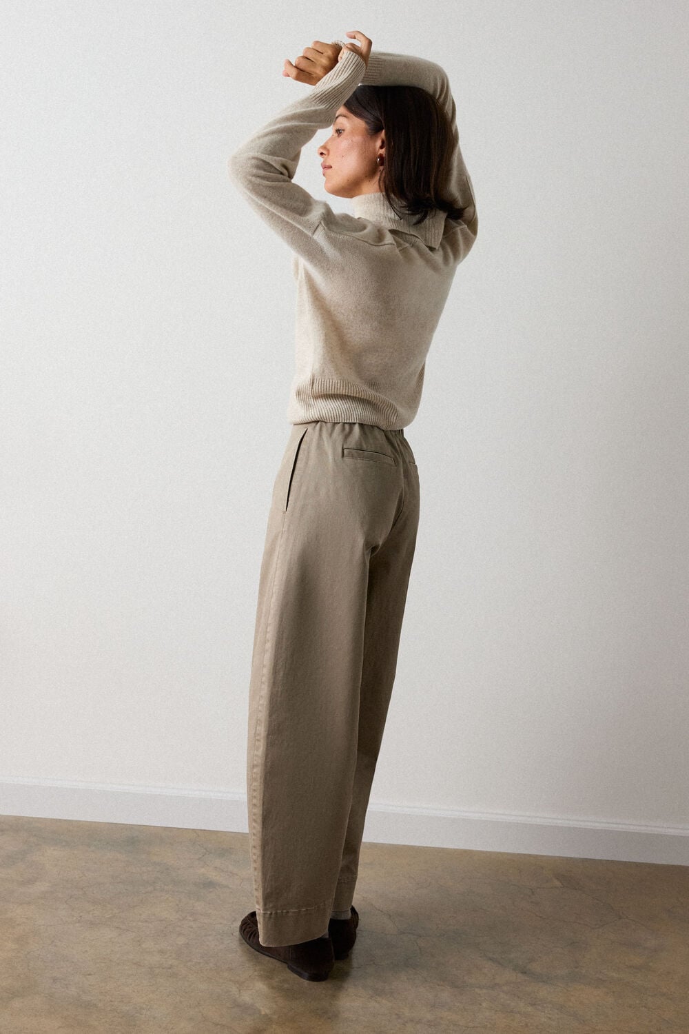 Beige Clean Cotton Barrel Trouser