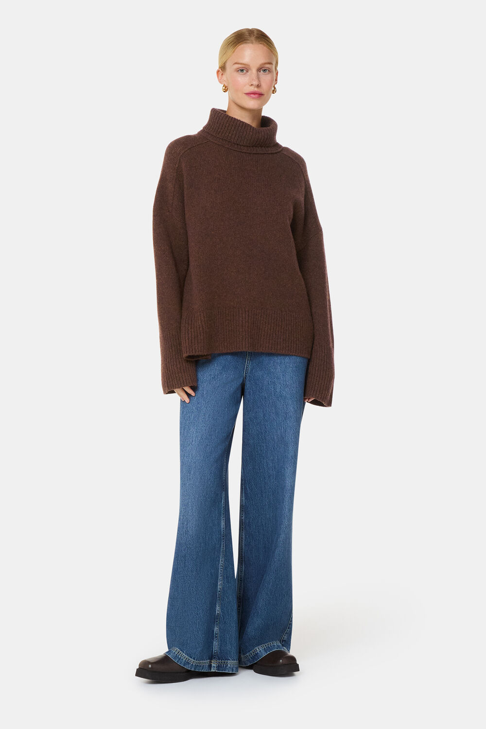 Wool Roll Neck Knit