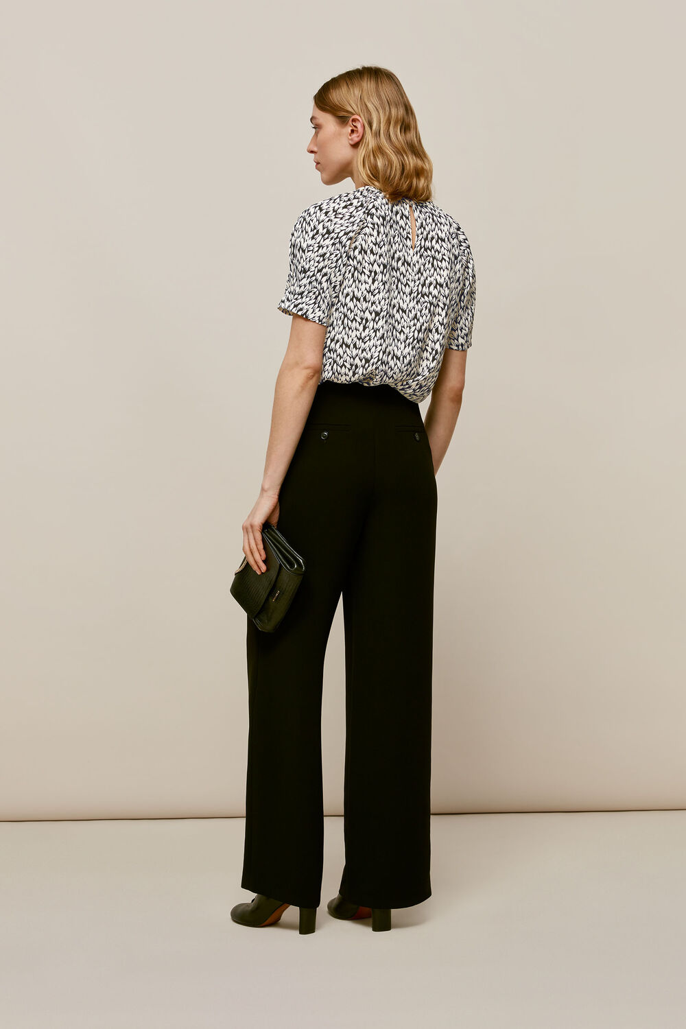 Petal Print Shell Top Black/White
