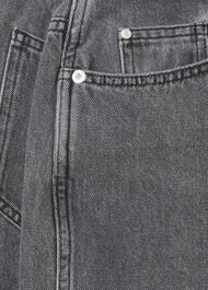 Horseshoe Barrel Leg Jean