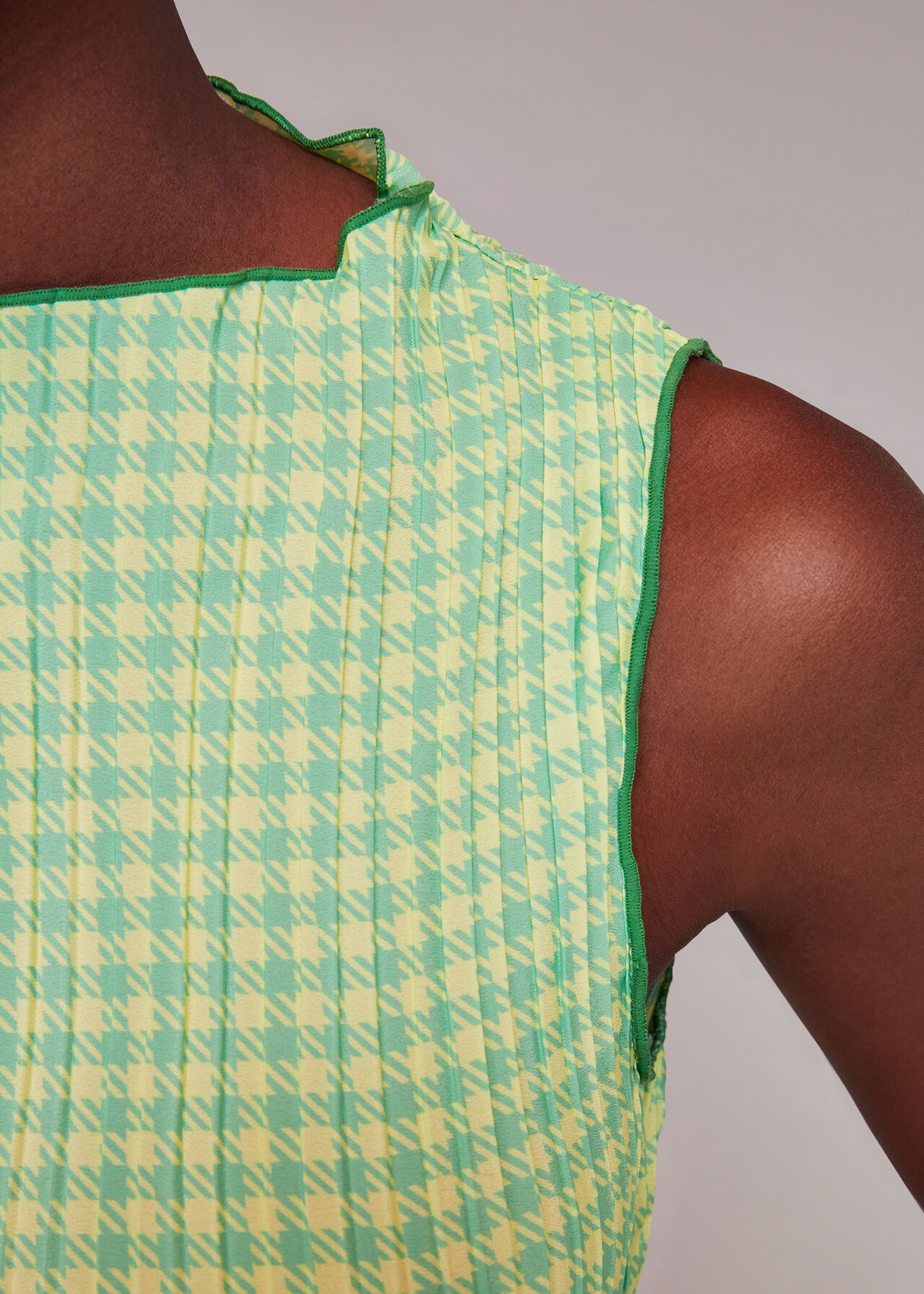 Houndstooth Gingham Plisse Top
