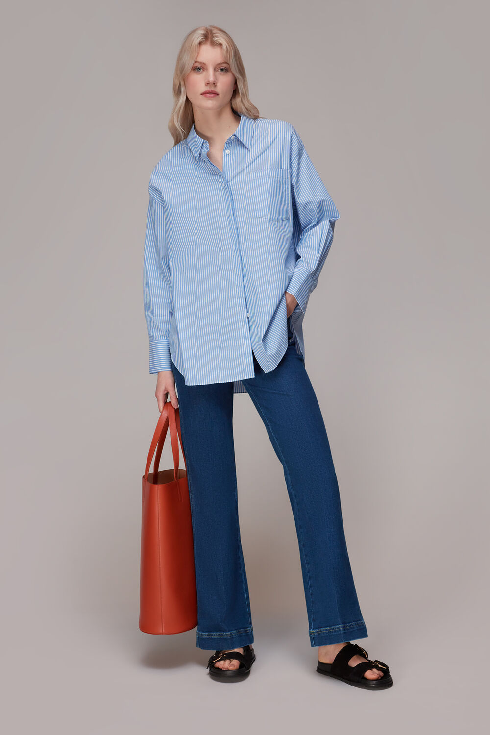 Lucy Stretch Flared Jean