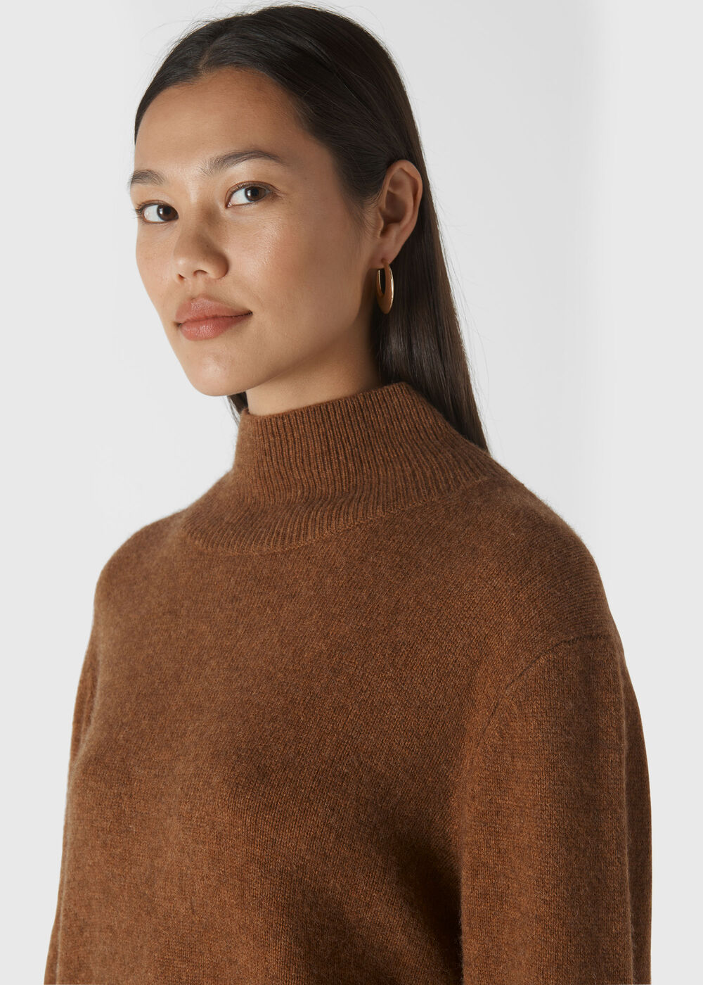 Funnel Neck Yak Mix Knit Olive