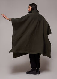 Avril Poncho