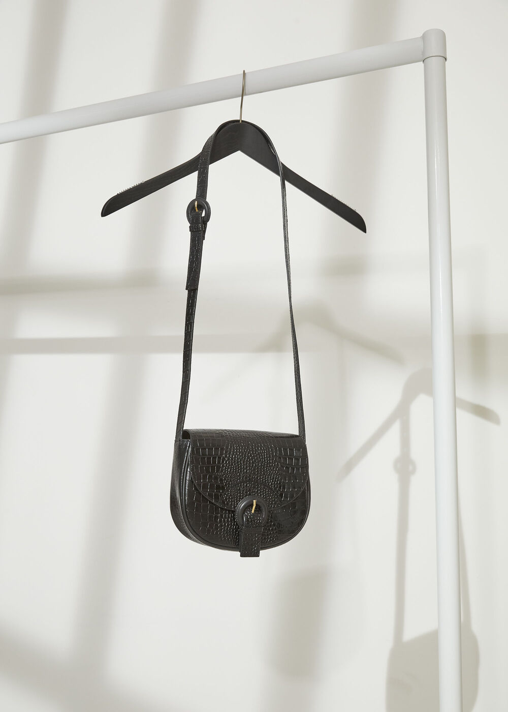 Leon Croc Saddle Bag Black