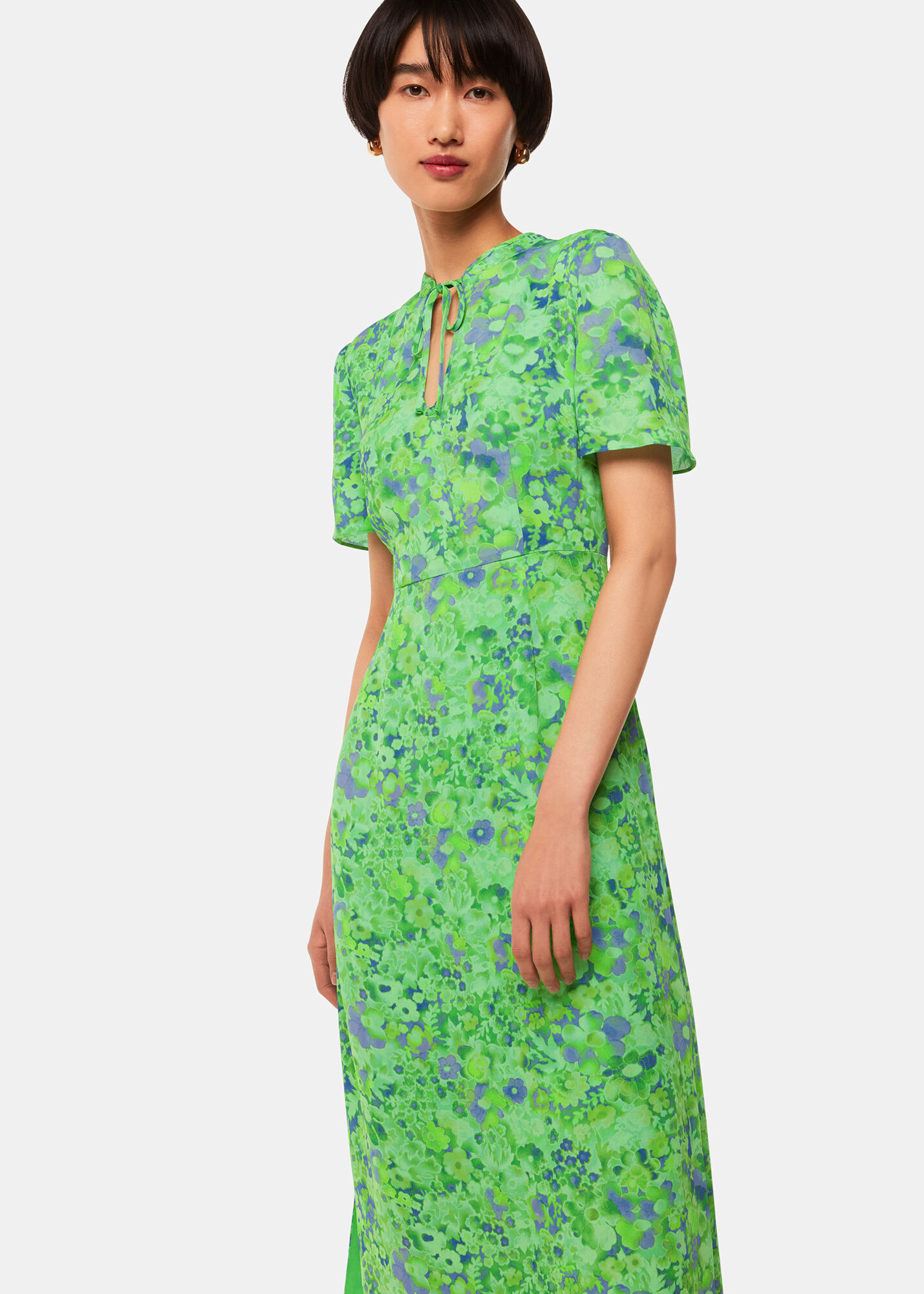 Green dress whistles 2025