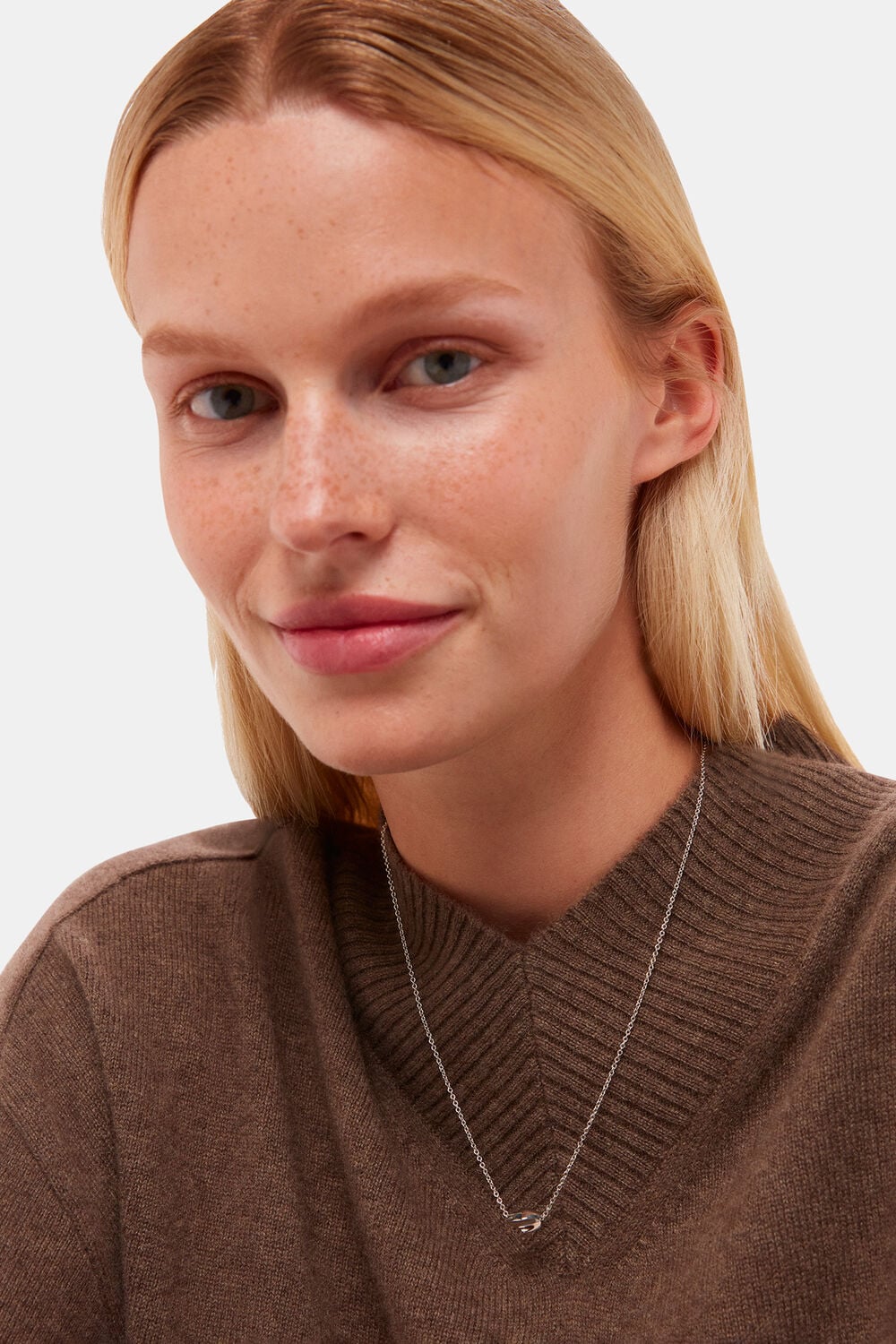 Bead Pendant Necklace